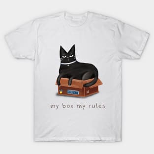 Cartoon black cat in a box and the inscription "My box - my rules". T-Shirt